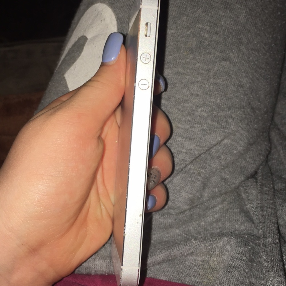 IPHONE 5 - Picture 4 of 4